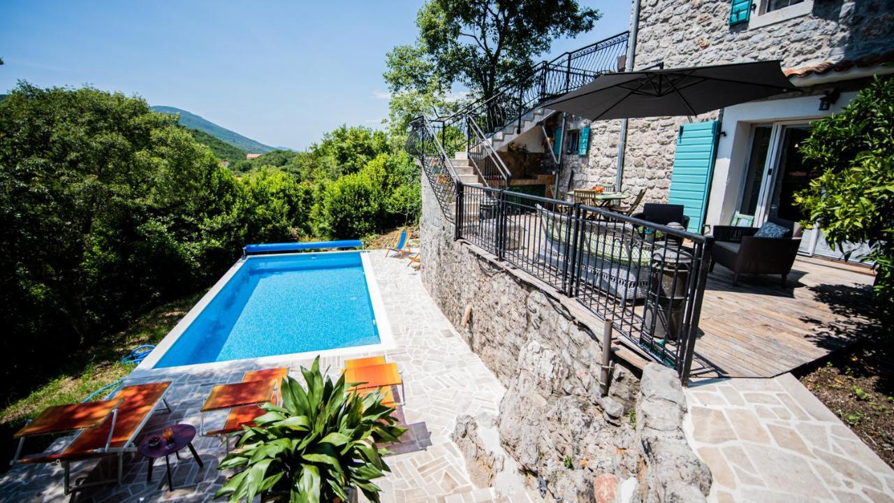 Villa Toscana With A Pool Tivat Eksteriør bilde