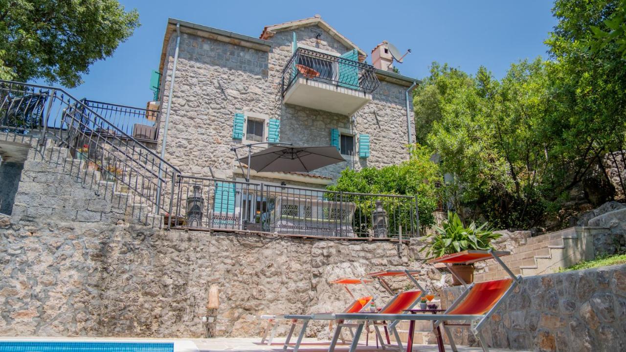 Villa Toscana With A Pool Tivat Eksteriør bilde